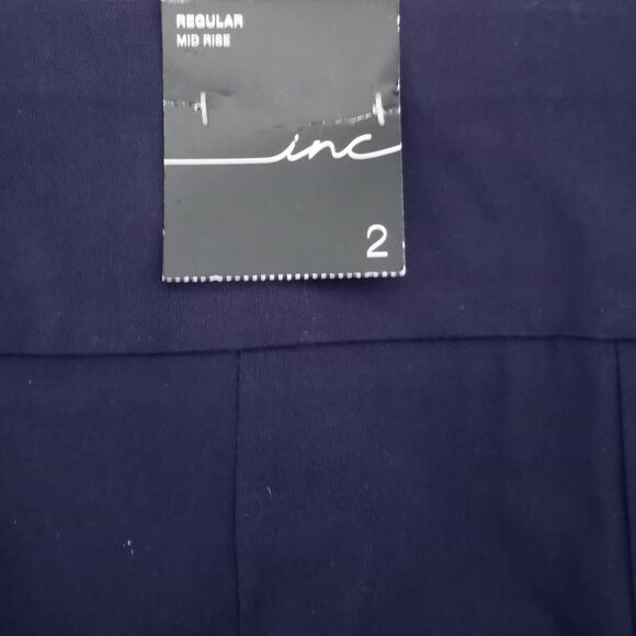 I.N.C. INTERNATIONAL CONCEPTS NAVY PULLUP SHORTS SZ.2 NWT. - Picture 3 of 7